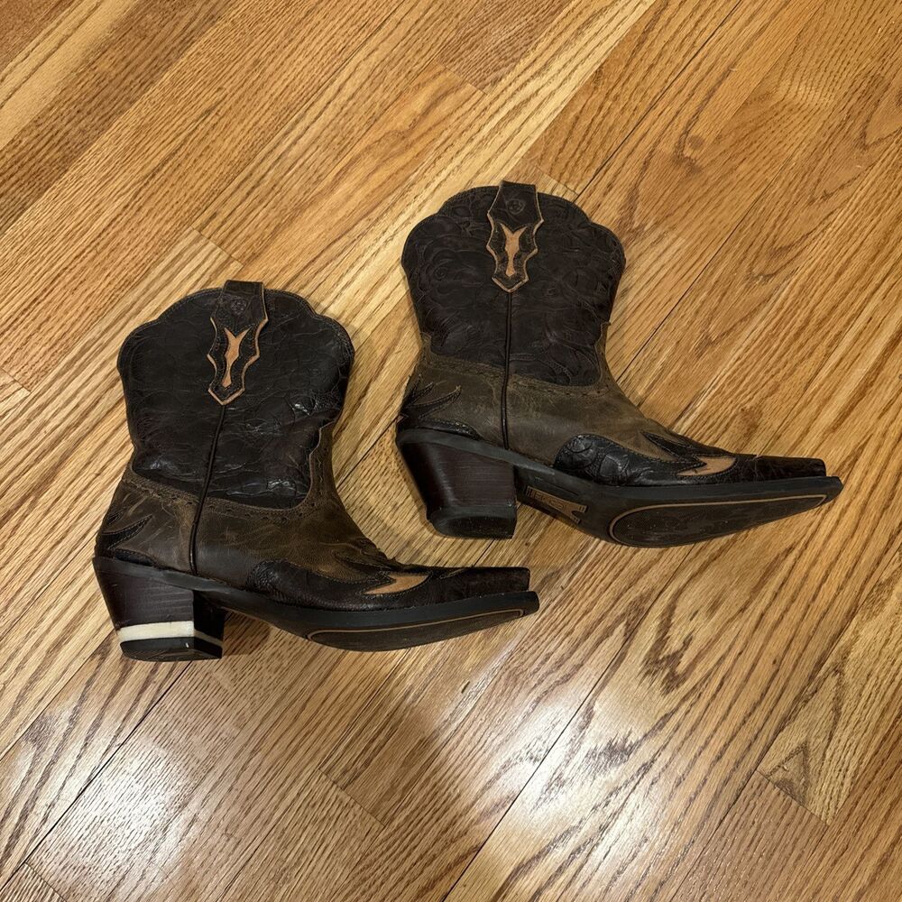 ARIAT Dahlia Western Boots Genuine Leather Engraved Women 9 B - Picture 3 of 9